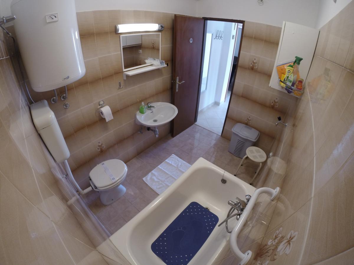 Apartment A. Zizic Slatine Εξωτερικό φωτογραφία
